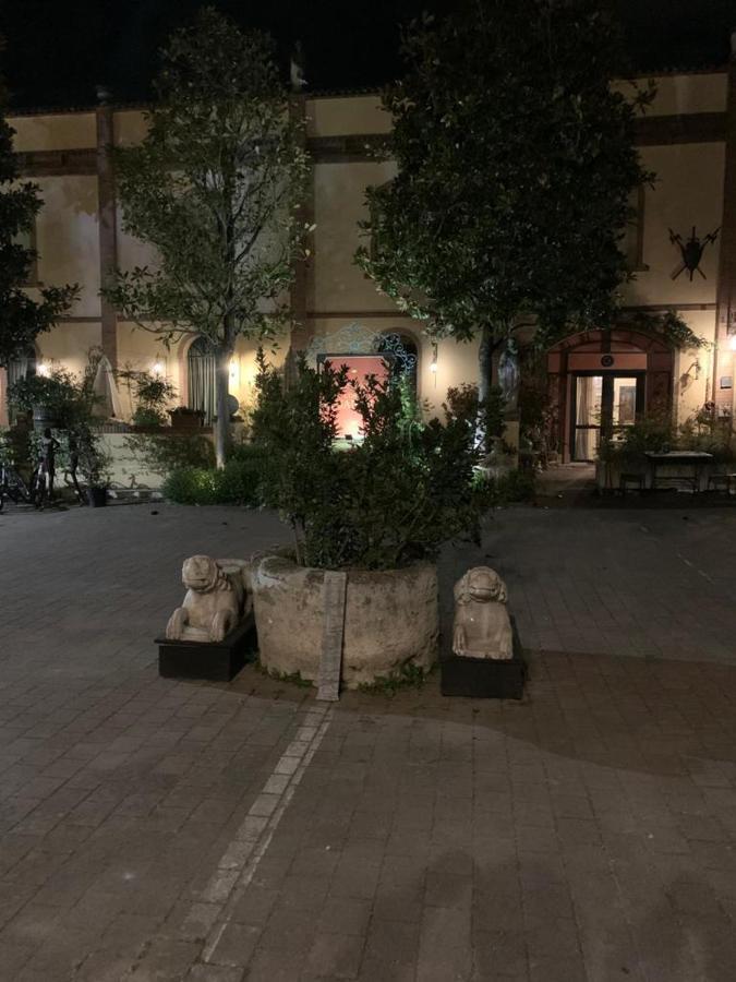 Corte Rosantico بوسولينغو المظهر الخارجي الصورة
